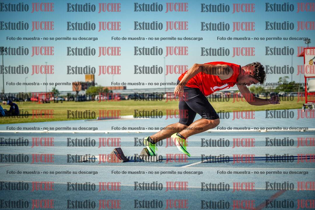 Fotos de los 400 m llanos de varones
