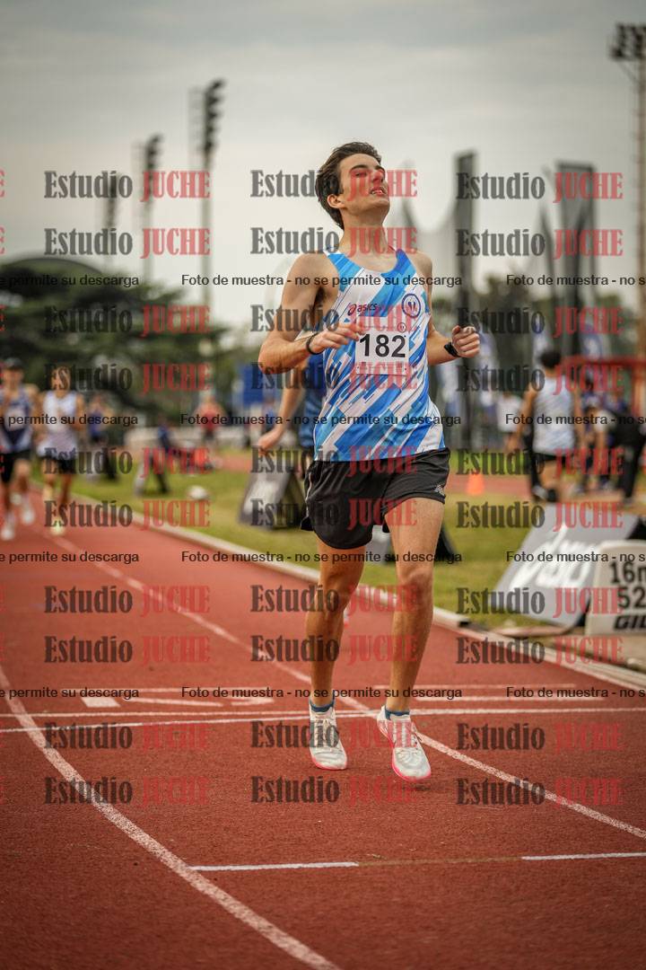 Fotos de los 1500 m llanos de varones
