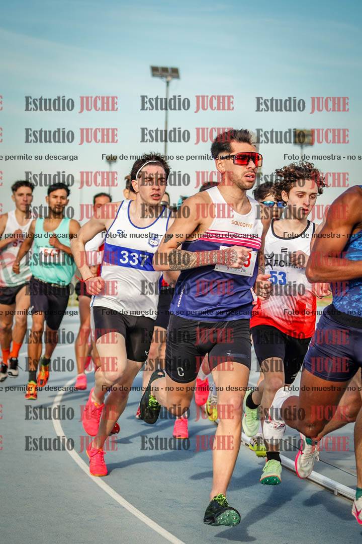 Fotos de los 1500 m llanos de varones