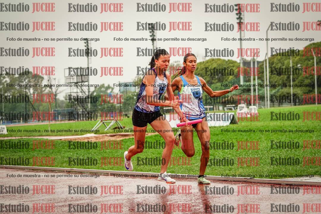 Fotos de las postas 4x400 m de mujeres