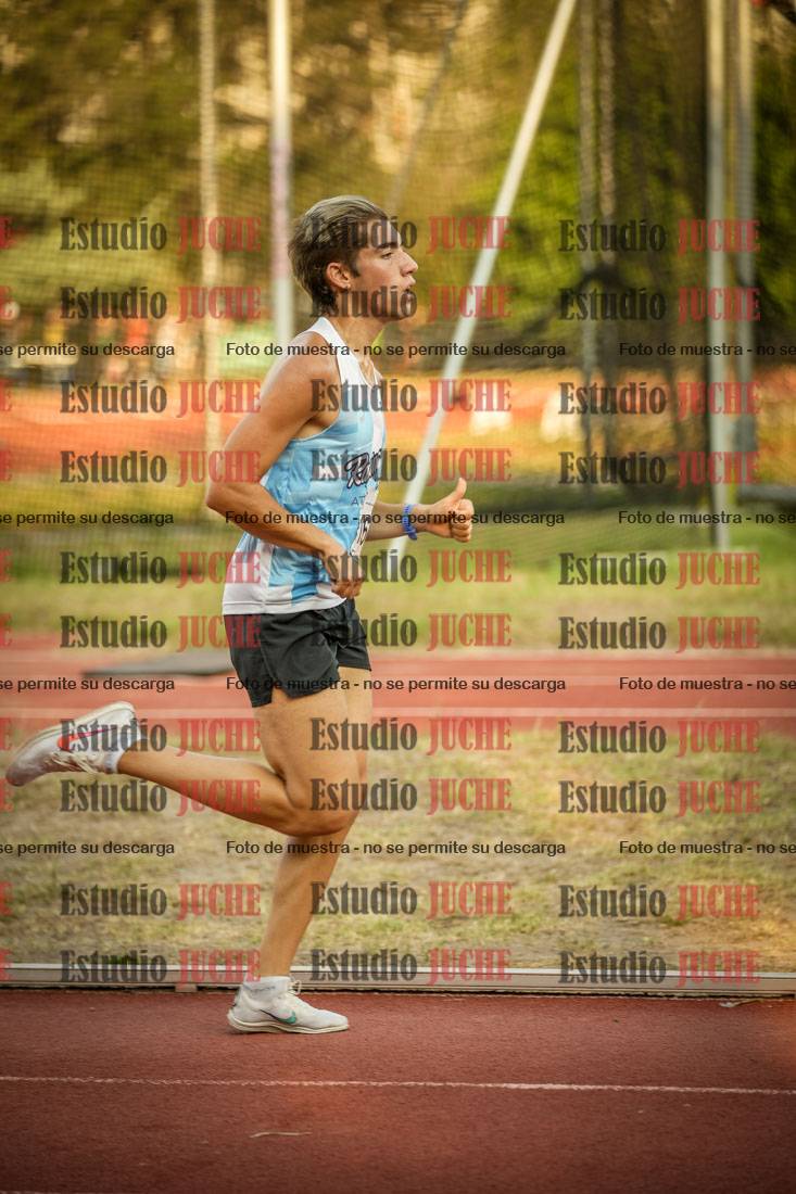 Fotos de los 5000 m llanos de mujeres y varones