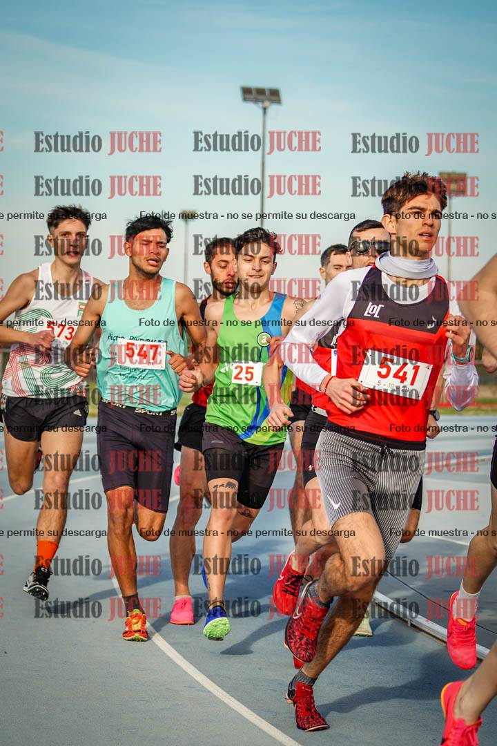Fotos de los 1500 m llanos de varones