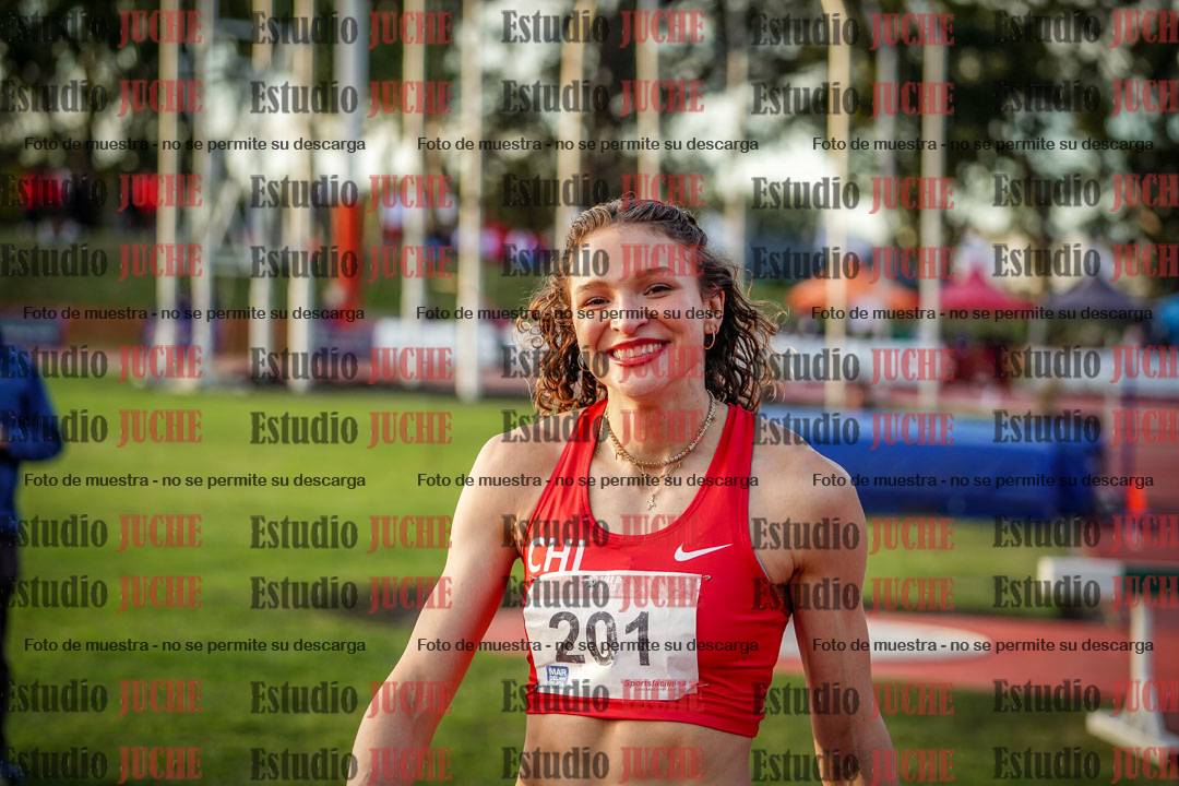Fotos de algunos extras y podios del día 3