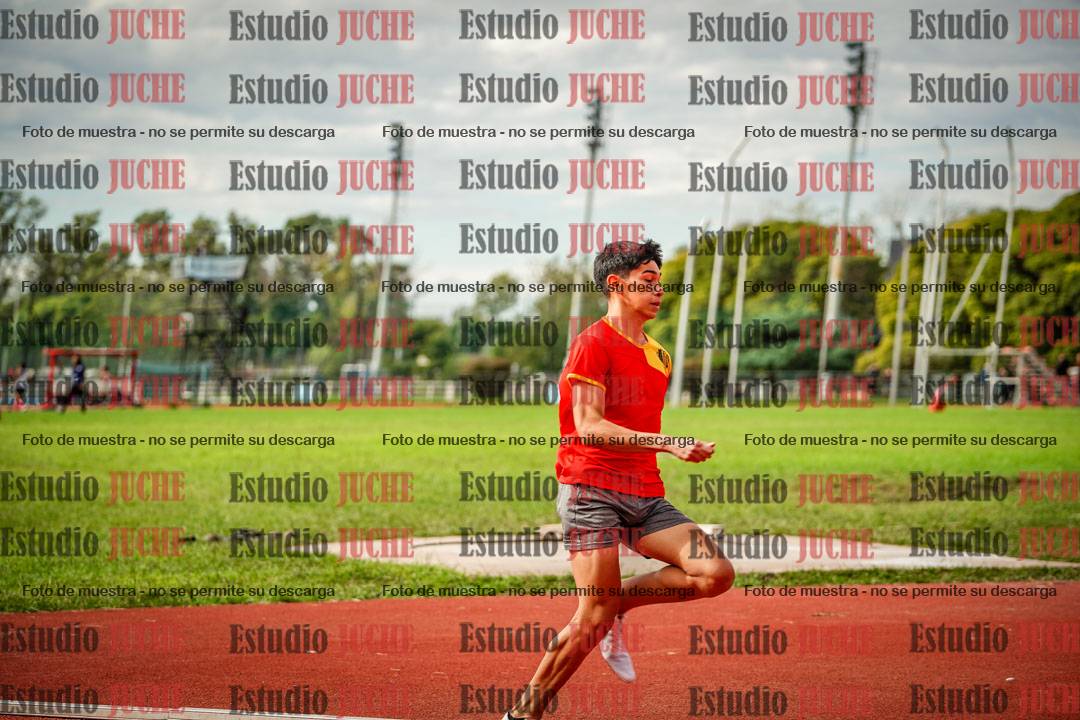 Fotos de los 400 m llanos de varones