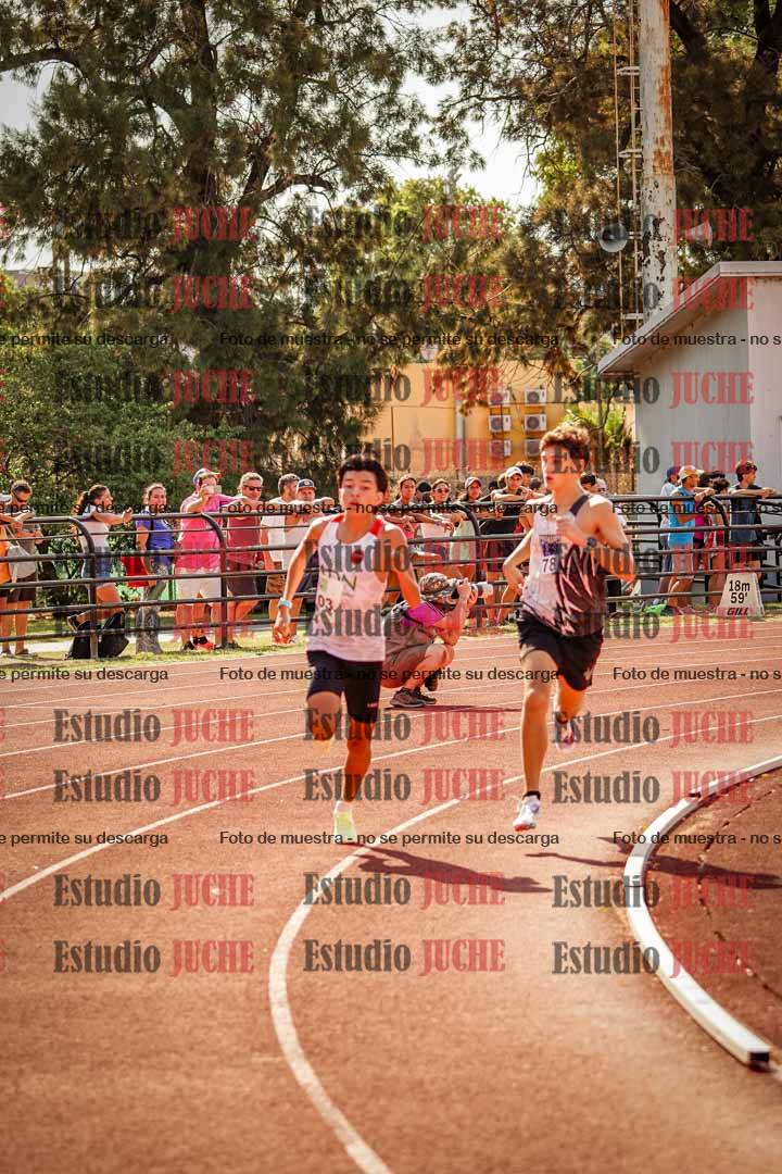 Fotos de los 800 m llanos de varones