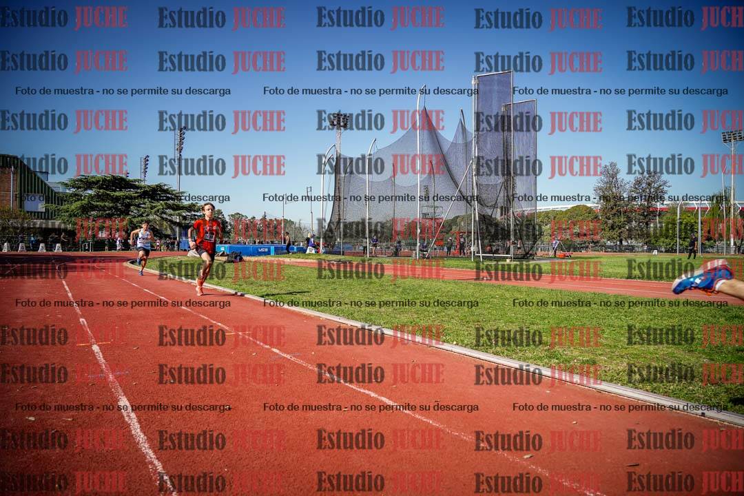 Fotos de los 600 m llanos de varones