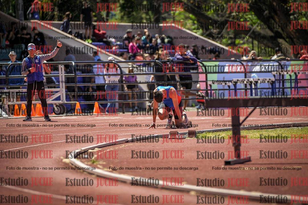Fotos de los 400 m llanos de varones