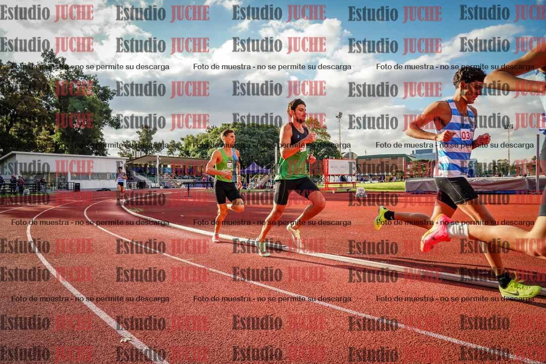 Fotos de los 1500 m llanos de varones