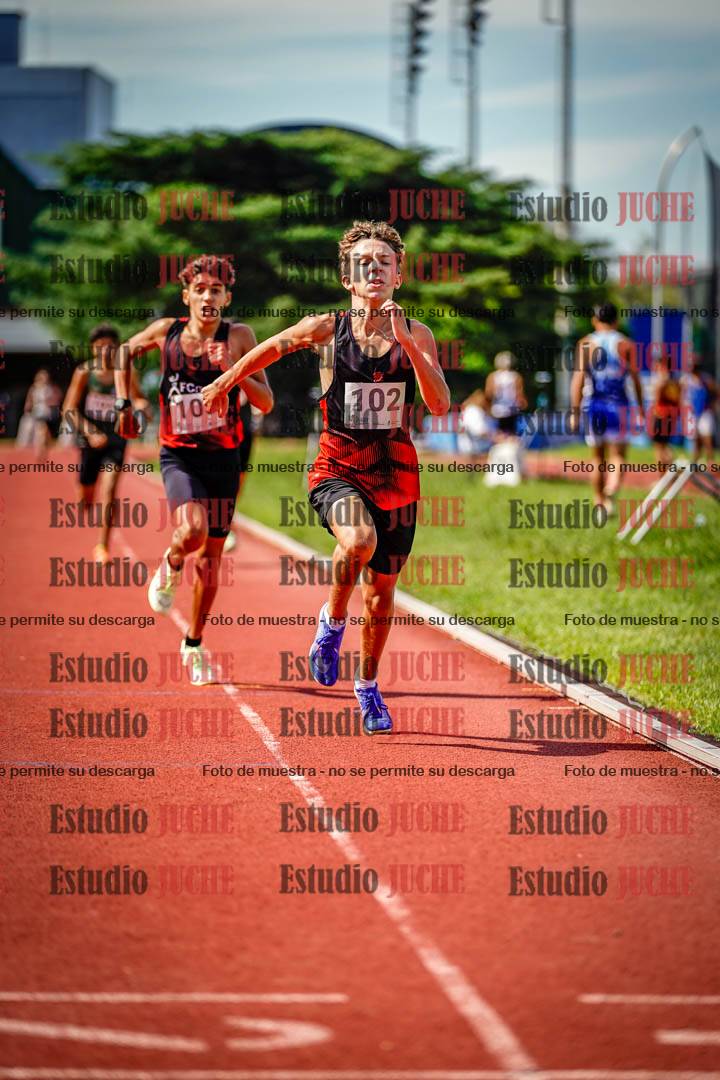 Fotos de los 600 m de varones