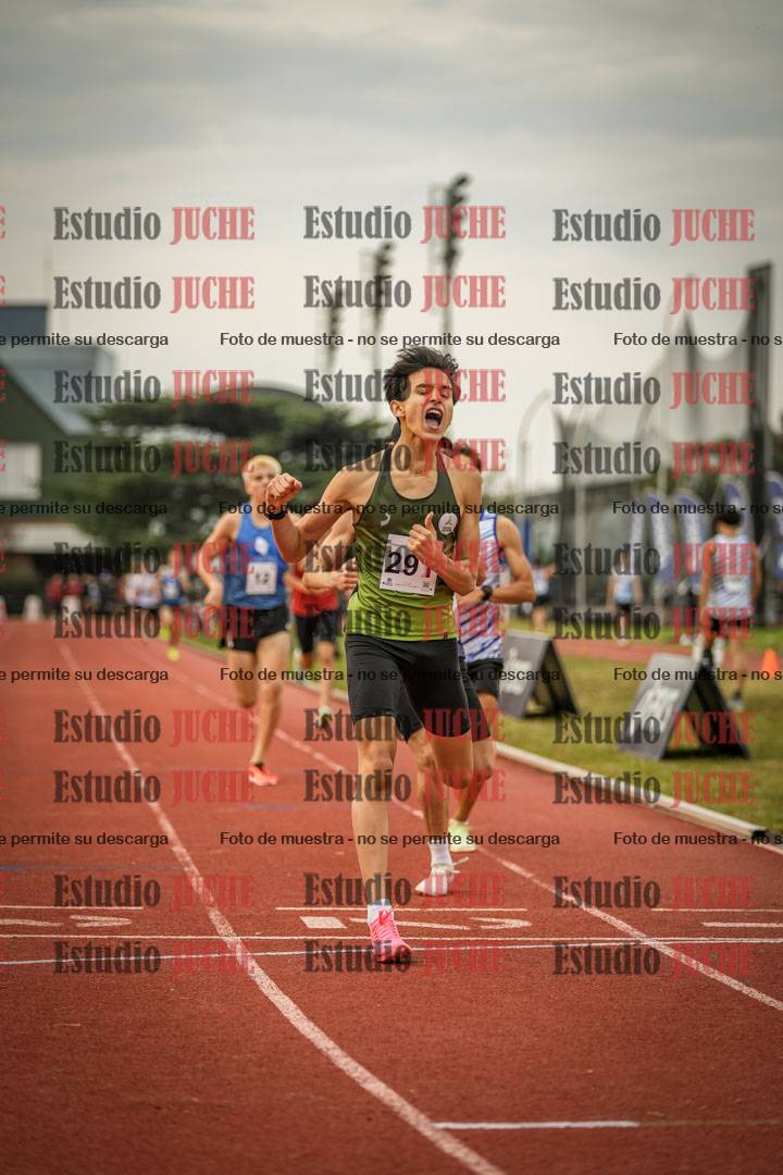 Fotos de los 1500 m llanos de varones
