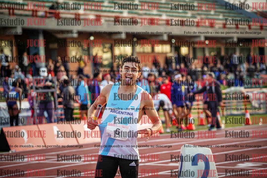 Fotos de algunos extras y podios del día 3
