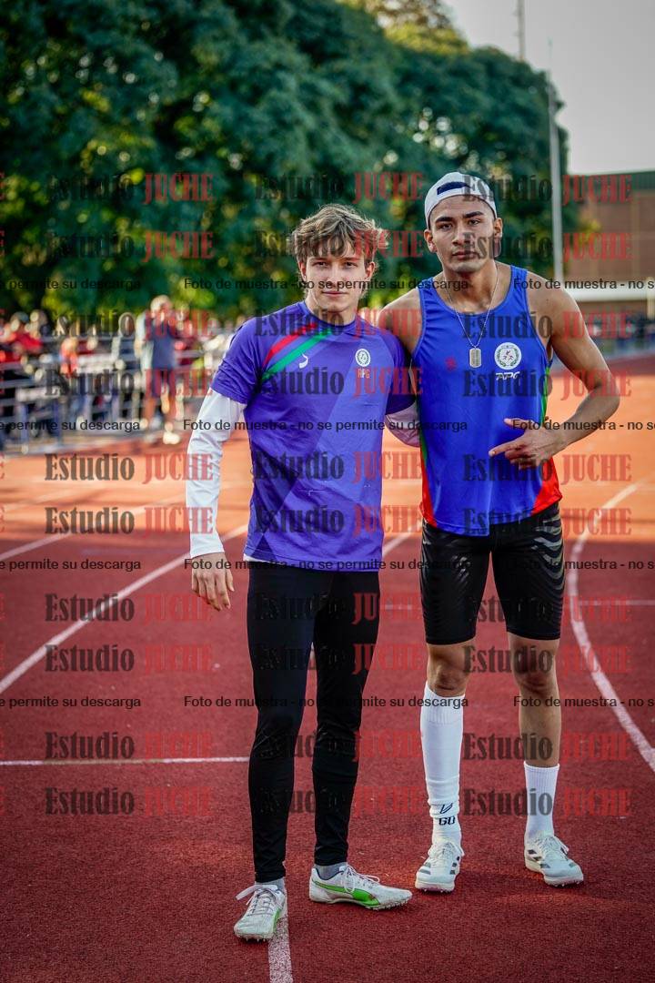 Fotos de algunos podios y extras