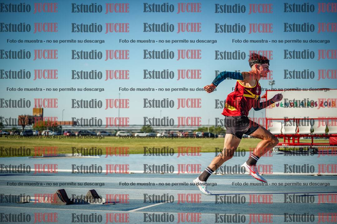 Fotos de los 400 m llanos de varones