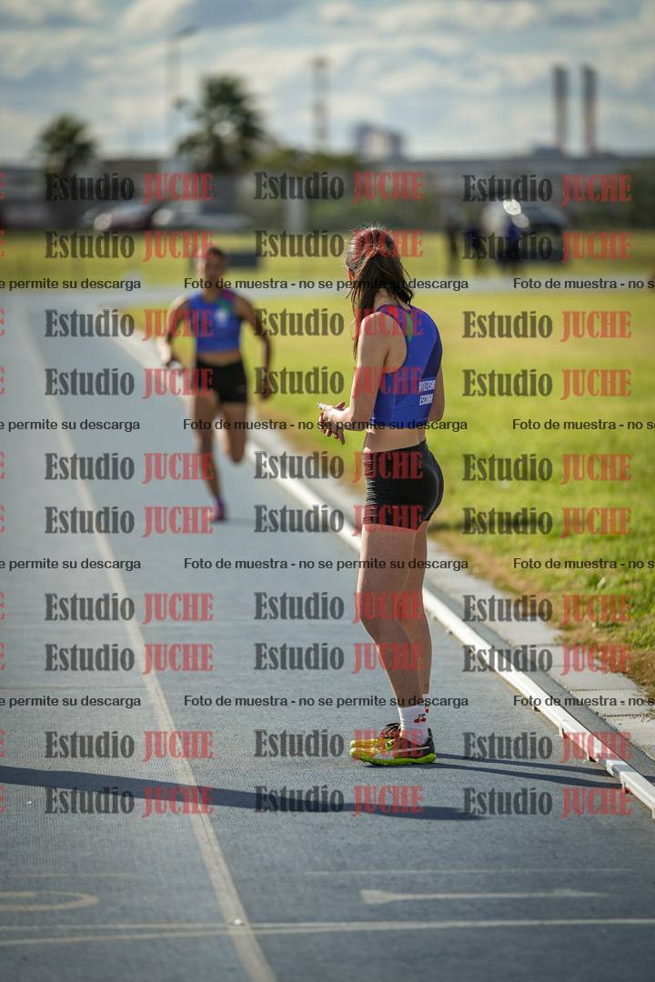 Fotos de las postas 4x400 m llanos de mujeres