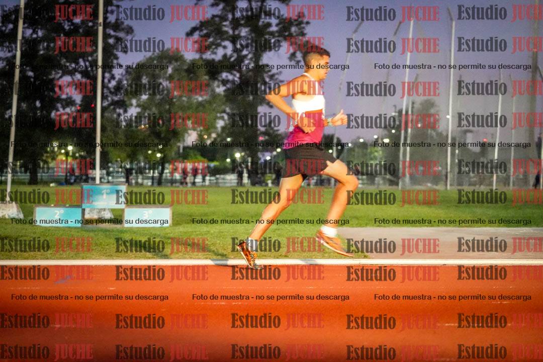 Fotos de los 1500 m llanos de varones