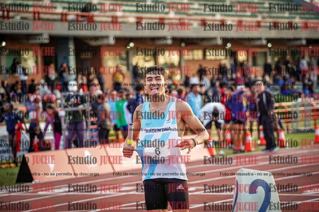 Fotos de los relevos 4x400 m de varones