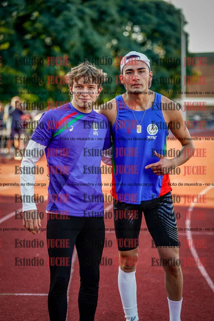 Fotos de algunos podios y extras