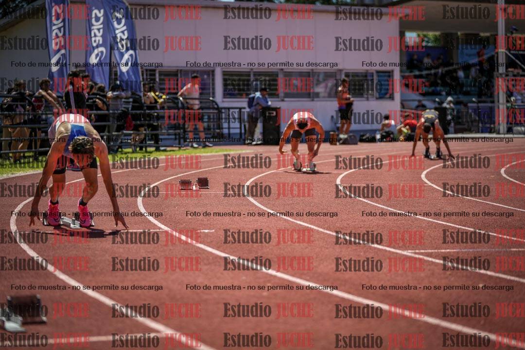 Fotos de los 400 m llanos de varones