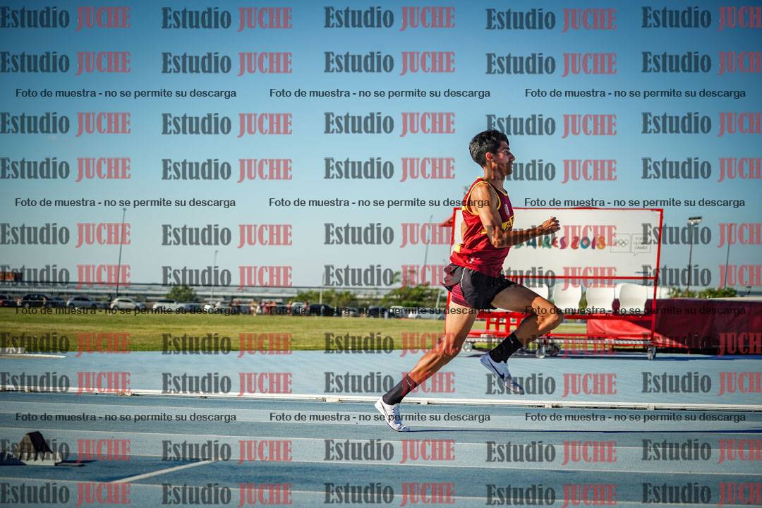 Fotos de los 400 m llanos de varones