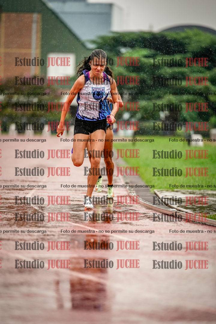 Fotos de las postas 4x400 m de mujeres