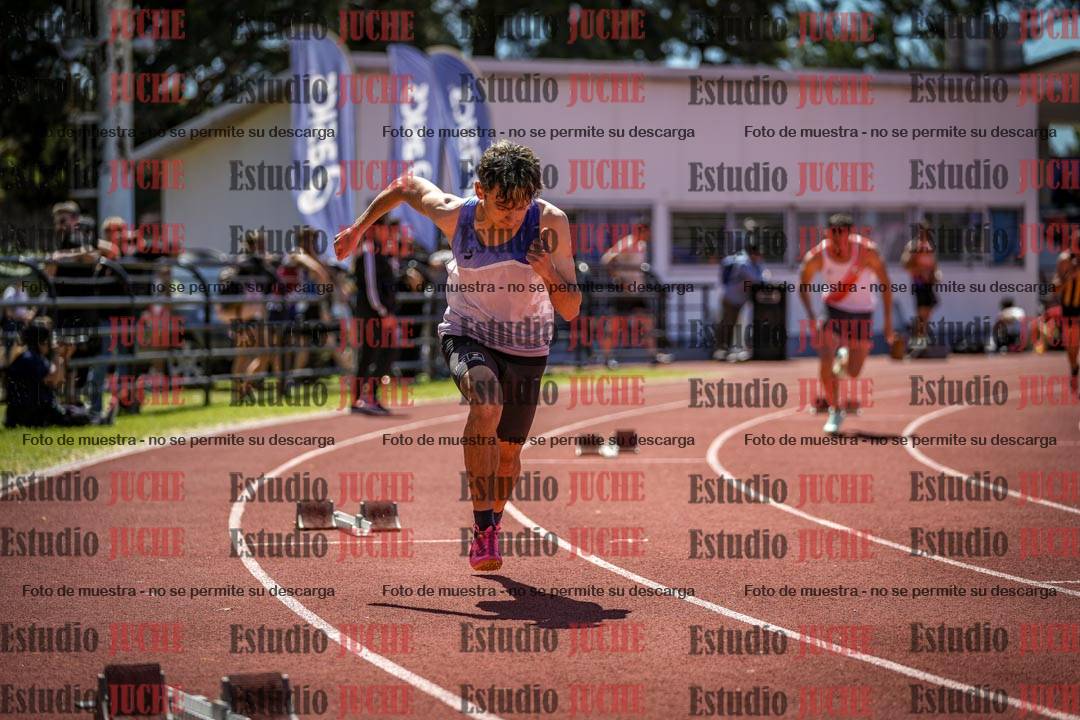 Fotos de los 400 m llanos de varones