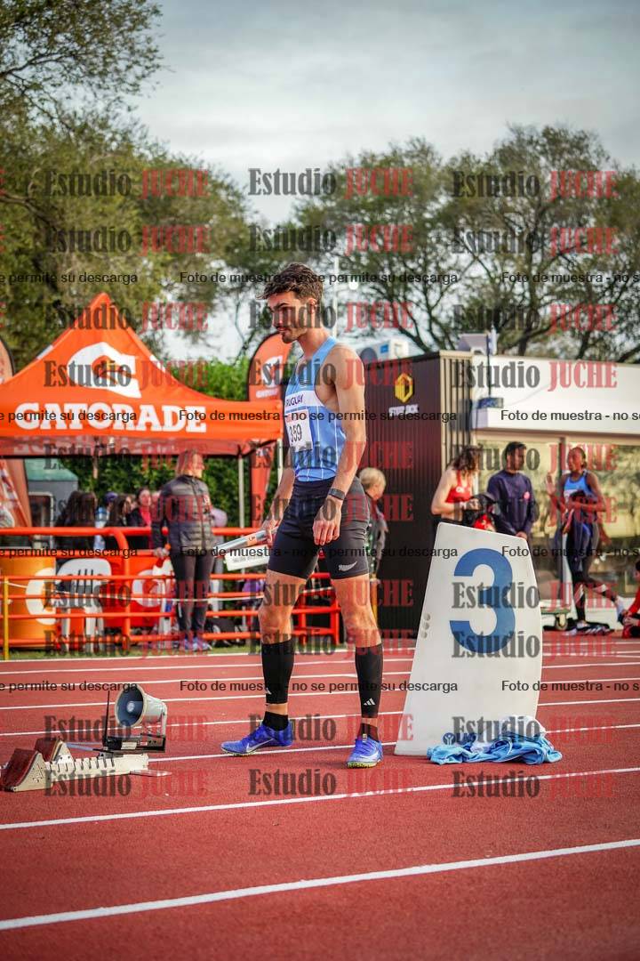 Fotos de los relevos 4x400 m de varones