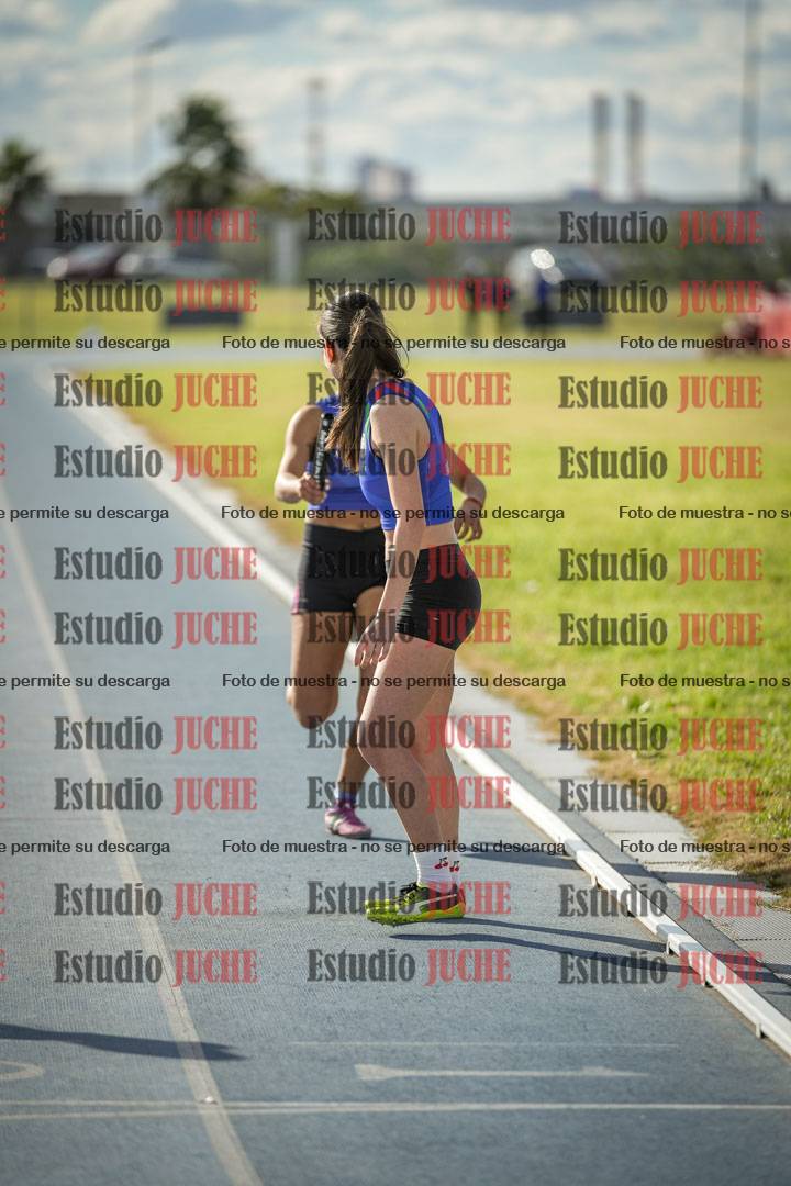 Fotos de las postas 4x400 m llanos de mujeres