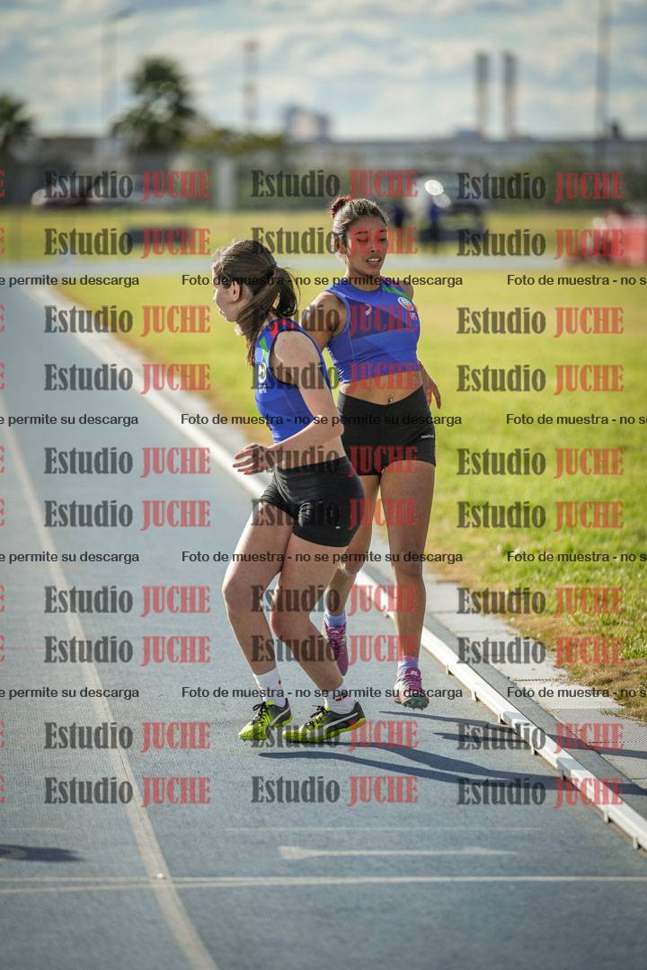 Fotos de las postas 4x400 m llanos de mujeres