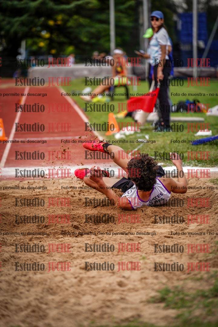 Fotos del salto triple de mujeres y varones