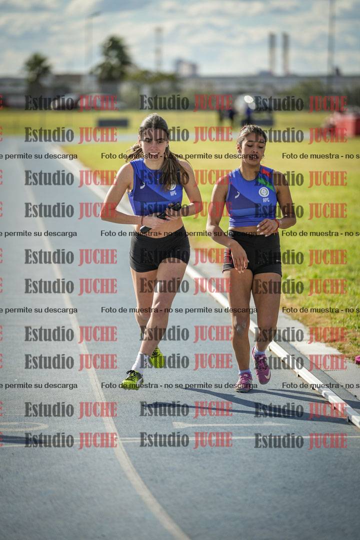 Fotos de las postas 4x400 m llanos de mujeres