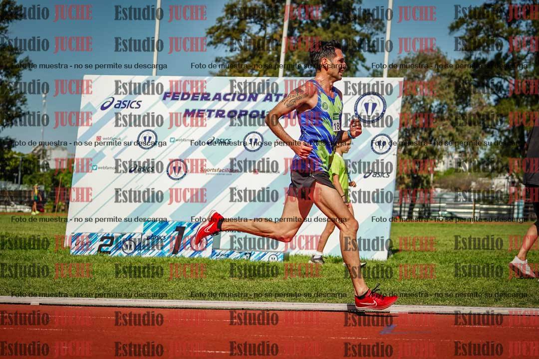 Fotos de los 5000 m llanos de mujeres y varones