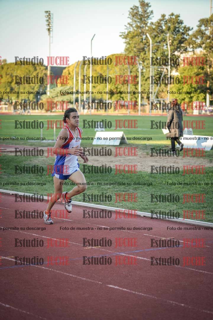 Fotos de los 3000 m llanos de varones