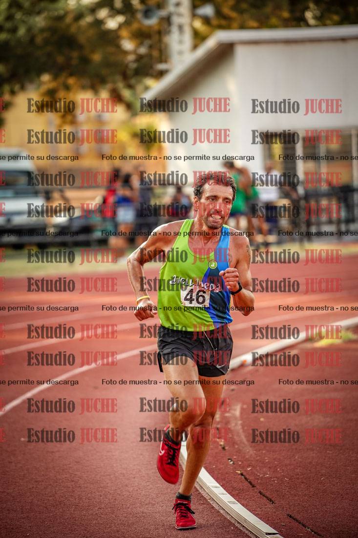 Fotos de los 5000 m llanos de mujeres y varones