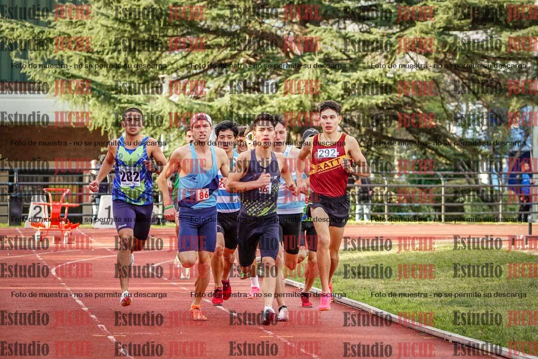 Fotos de los 1500 m llanos de varones