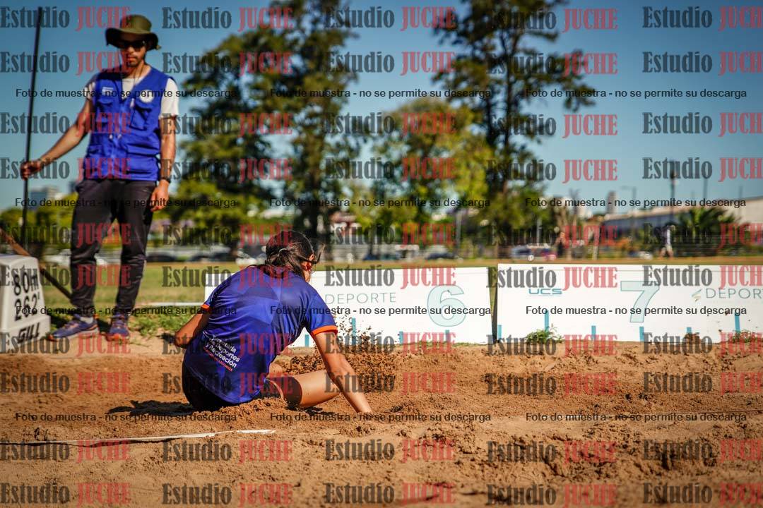 Fotos del salto triple de mujeres y varones - tablas de 8 - 11 - 13