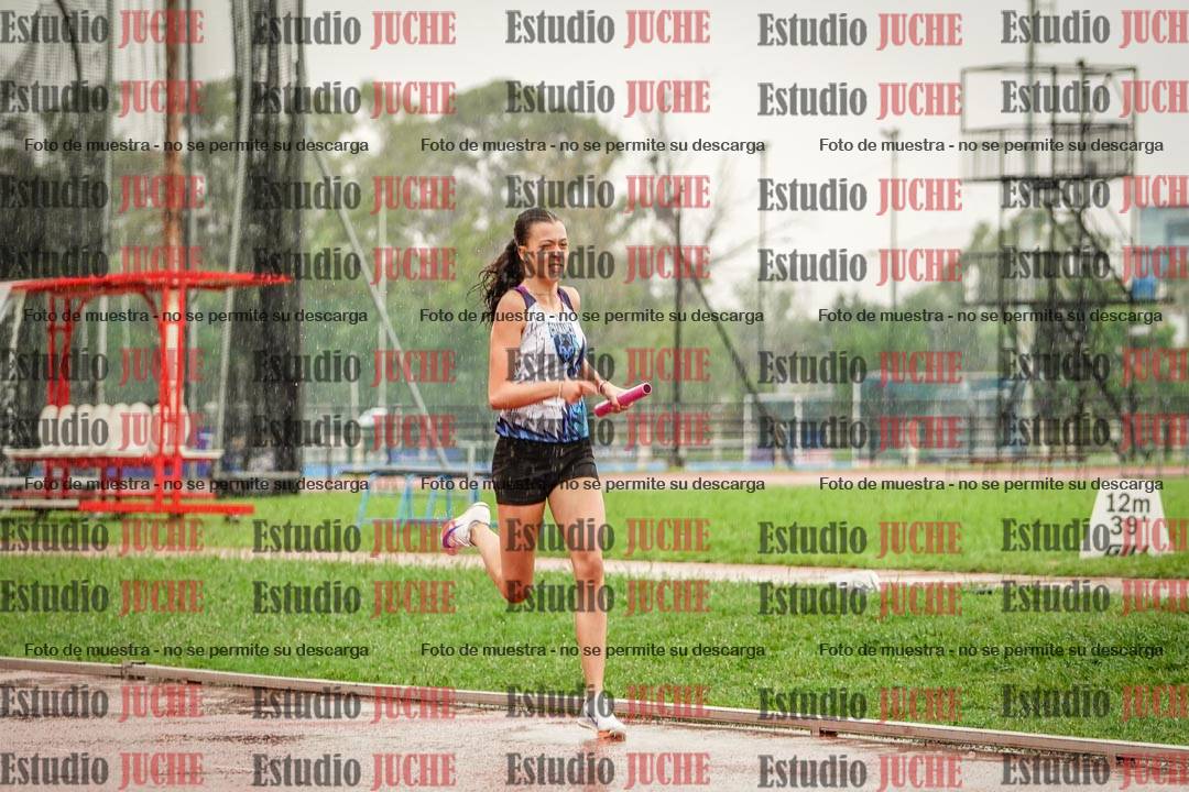 Fotos de las postas 4x400 m de mujeres
