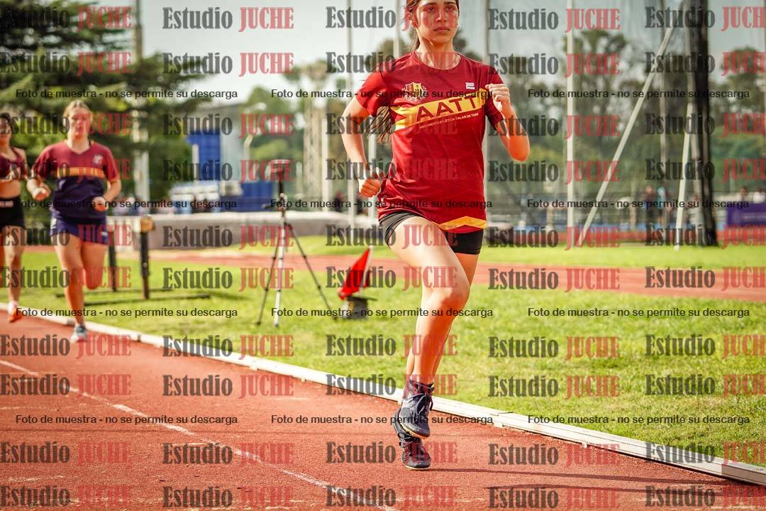 Fotos de los 800 m llanos de mujeres - hepta 7