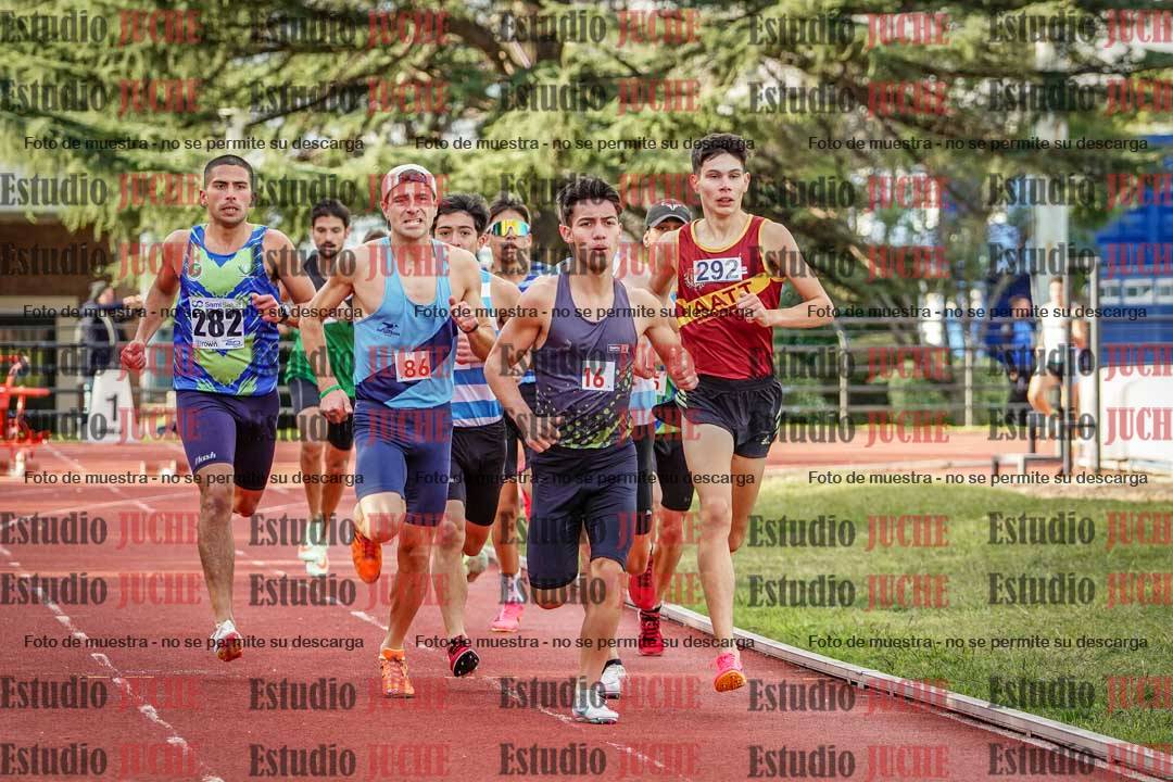 Fotos de los 1500 m llanos de varones