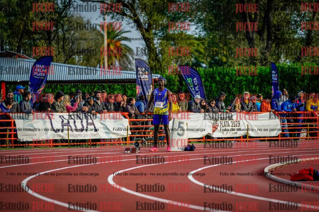 Fotos de los relevos 4x400 m de varones