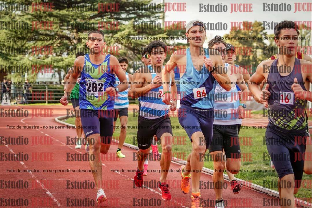 Fotos de los 1500 m llanos de varones