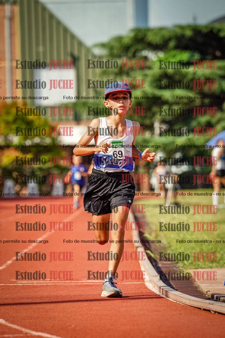 Fotos de los 1000 m llanos de varones
