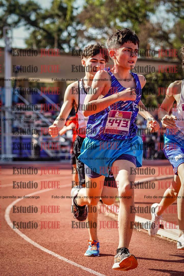 Fotos de los 600 m llanos de varones