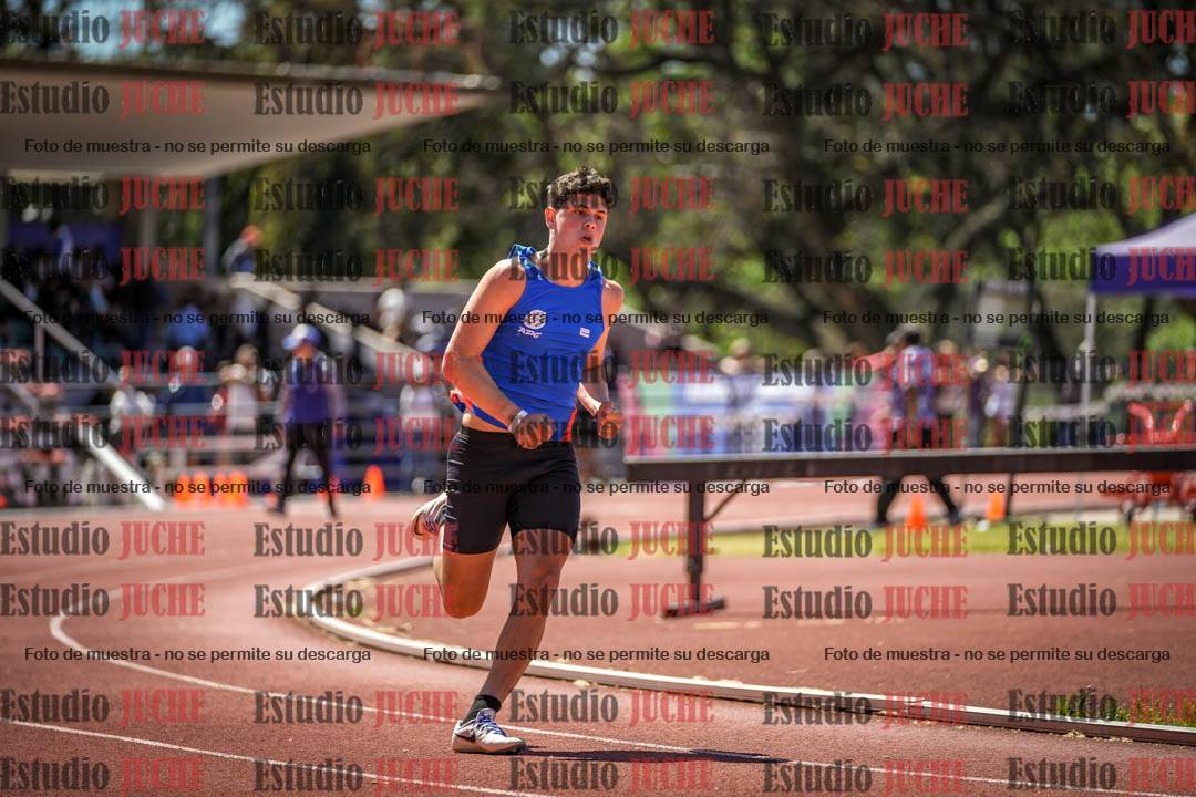 Fotos de los 400 m llanos de varones