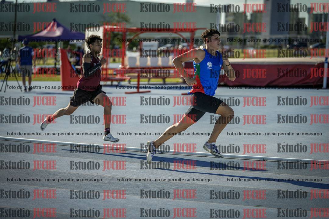 Fotos de los 400 m llanos de varones