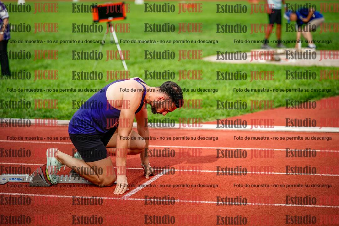 Fotos de los 400 m llanos de varones