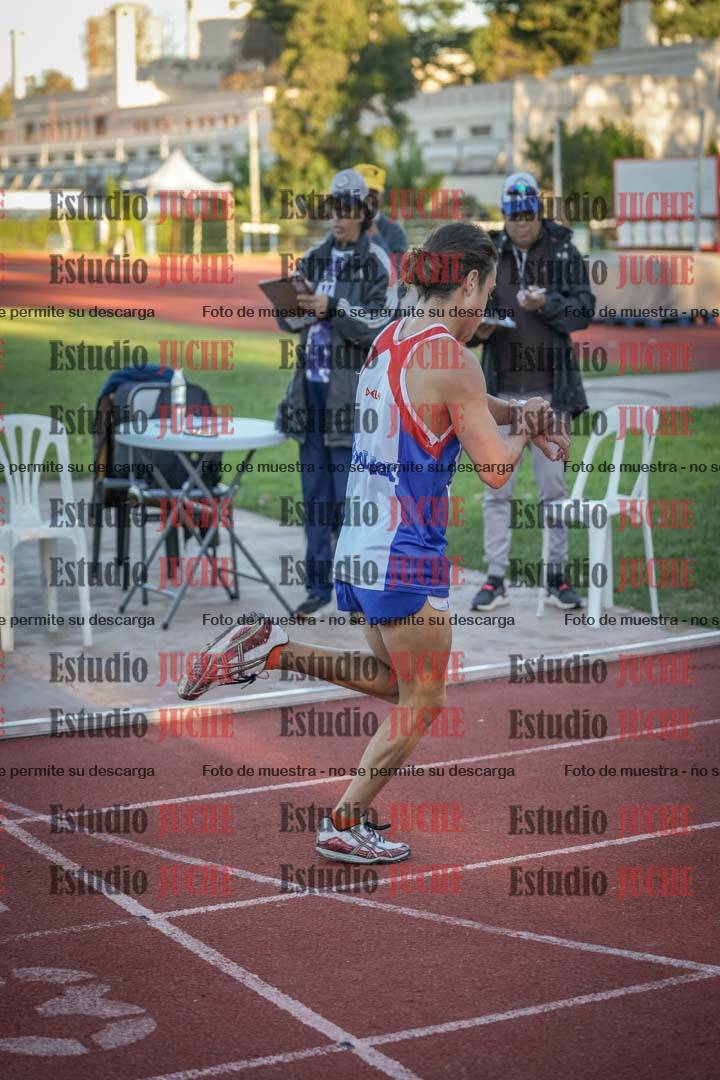 Fotos de los 3000 m llanos de varones