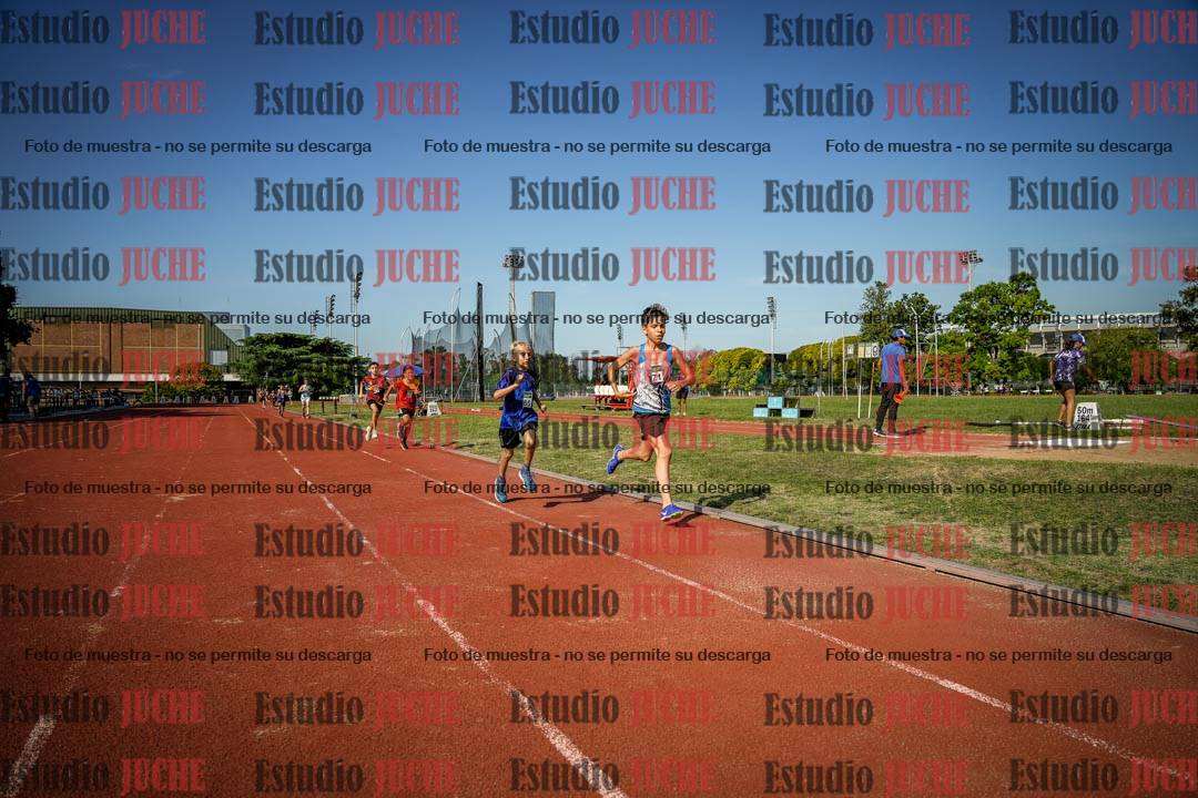 Fotos de los 1000 m llanos de varones