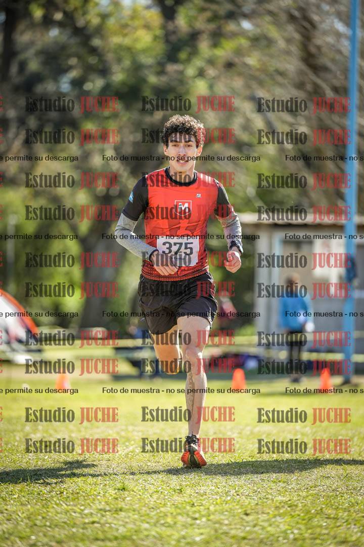 Fotos de la llegada del cross de 8000 m