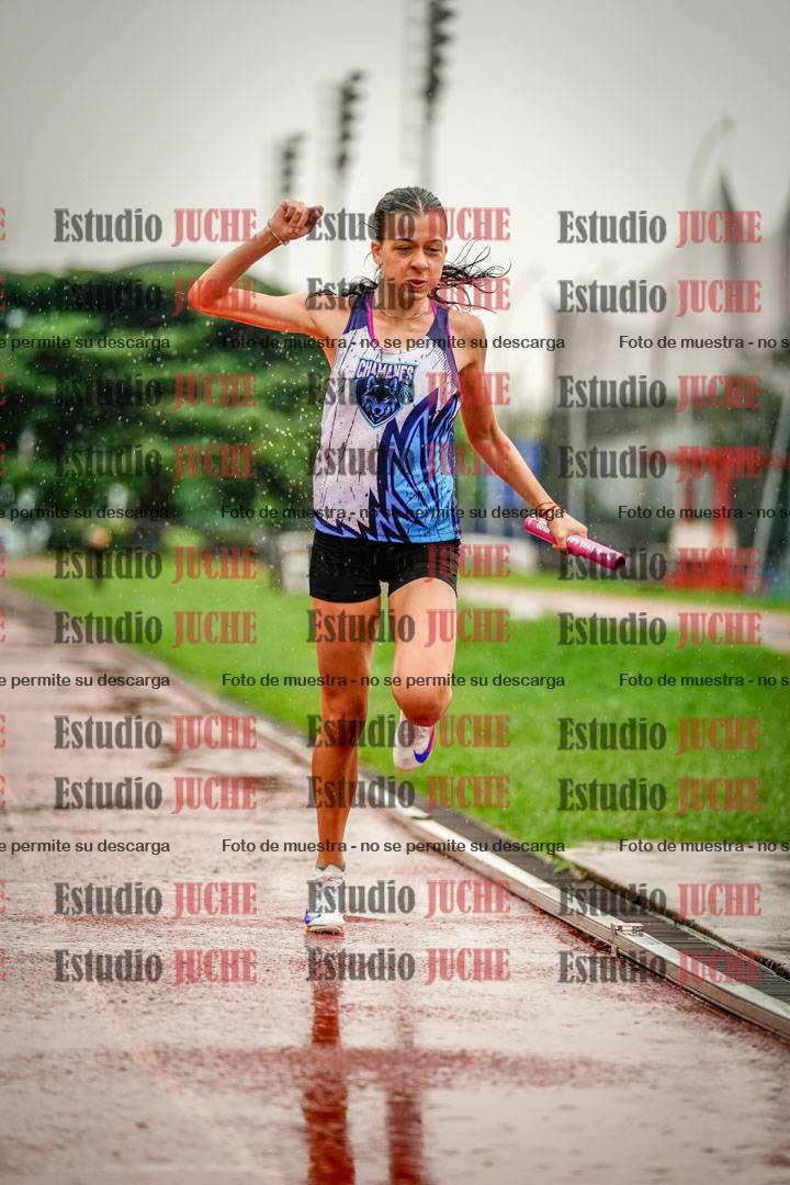Fotos de las postas 4x400 m de mujeres