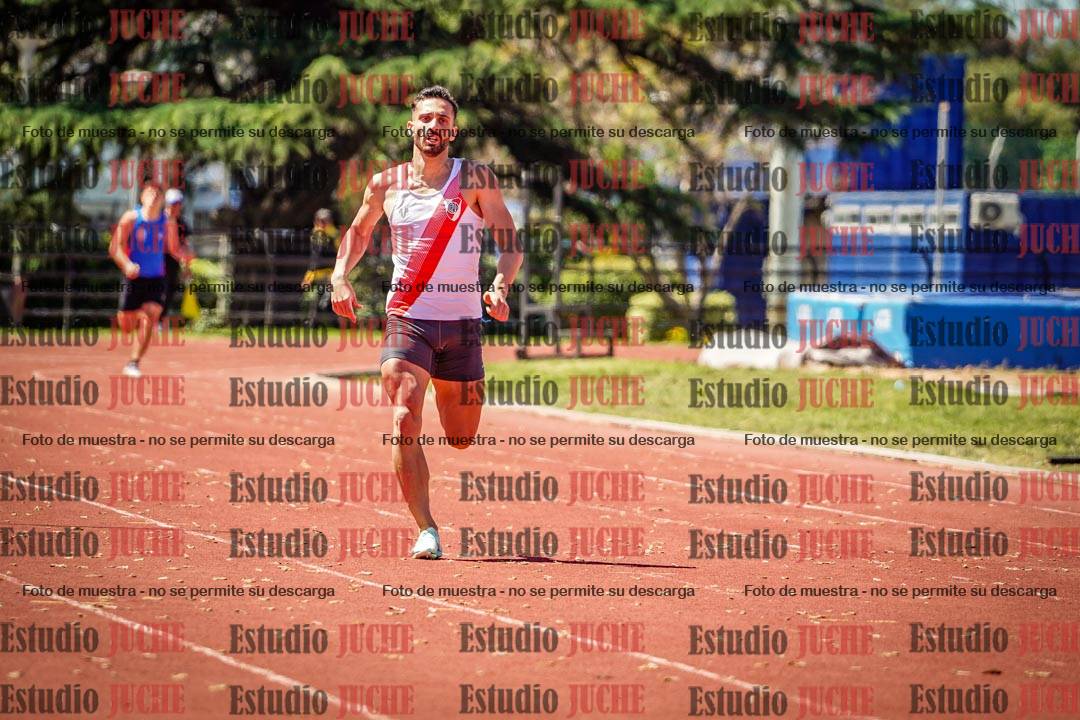 Fotos de los 400 m llanos de varones